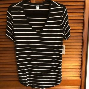 NWT Old Navy Luxe V Neck T Shirt Size Small